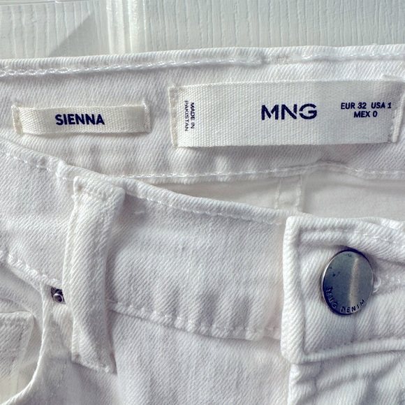 NWT Mango MNG Sienna Kick Flare Crop in White High Rise (USA Size 1) - Picture 11 of 15